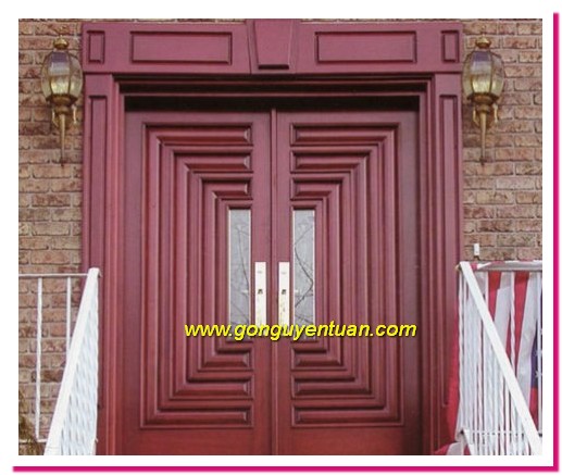 Thiết kế cửa gỗ chính nên mở vào trong hay mở ra ngoài?